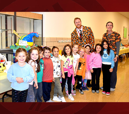 Bunch of students with the teachers