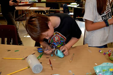 students making an art project